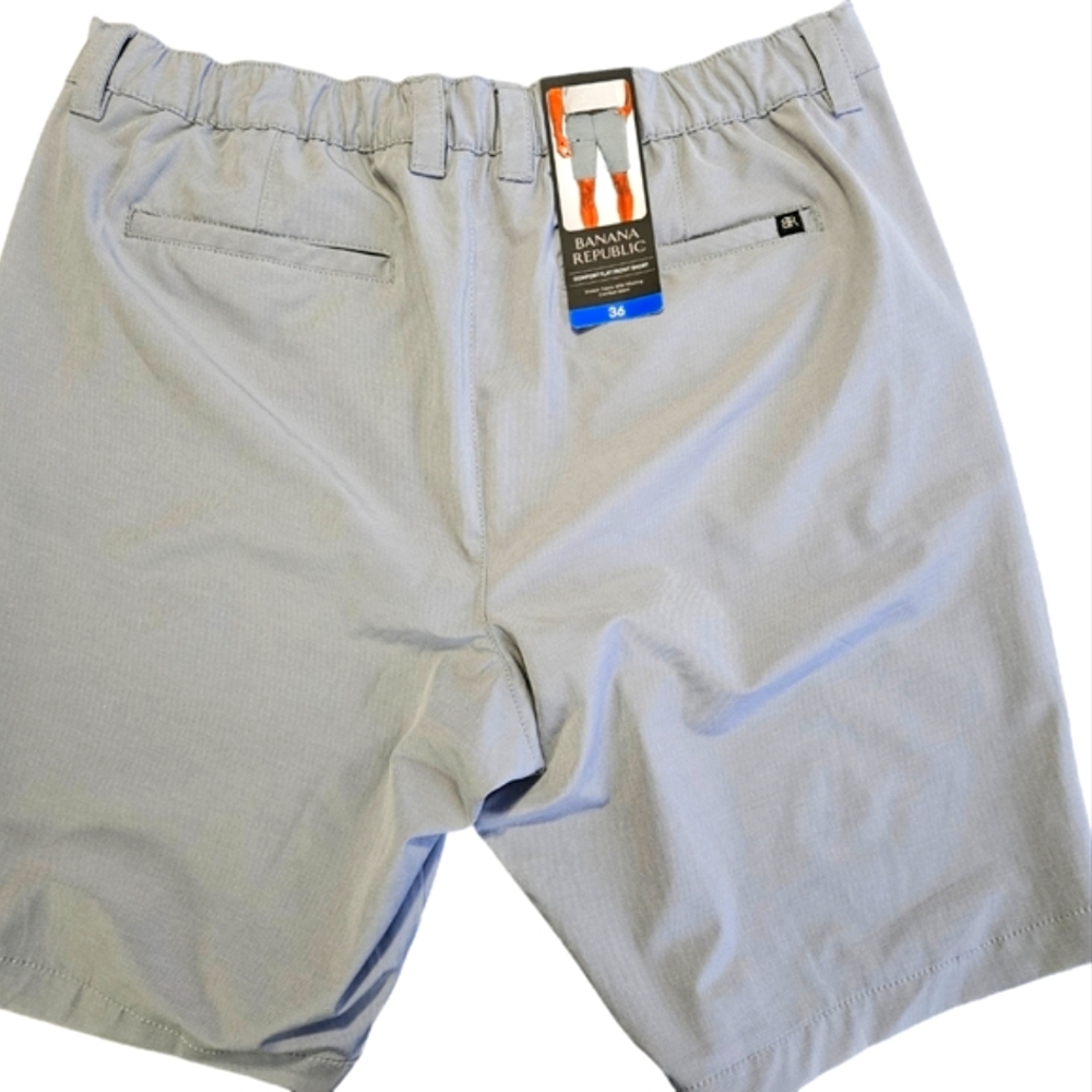 Men's shorts. NWT